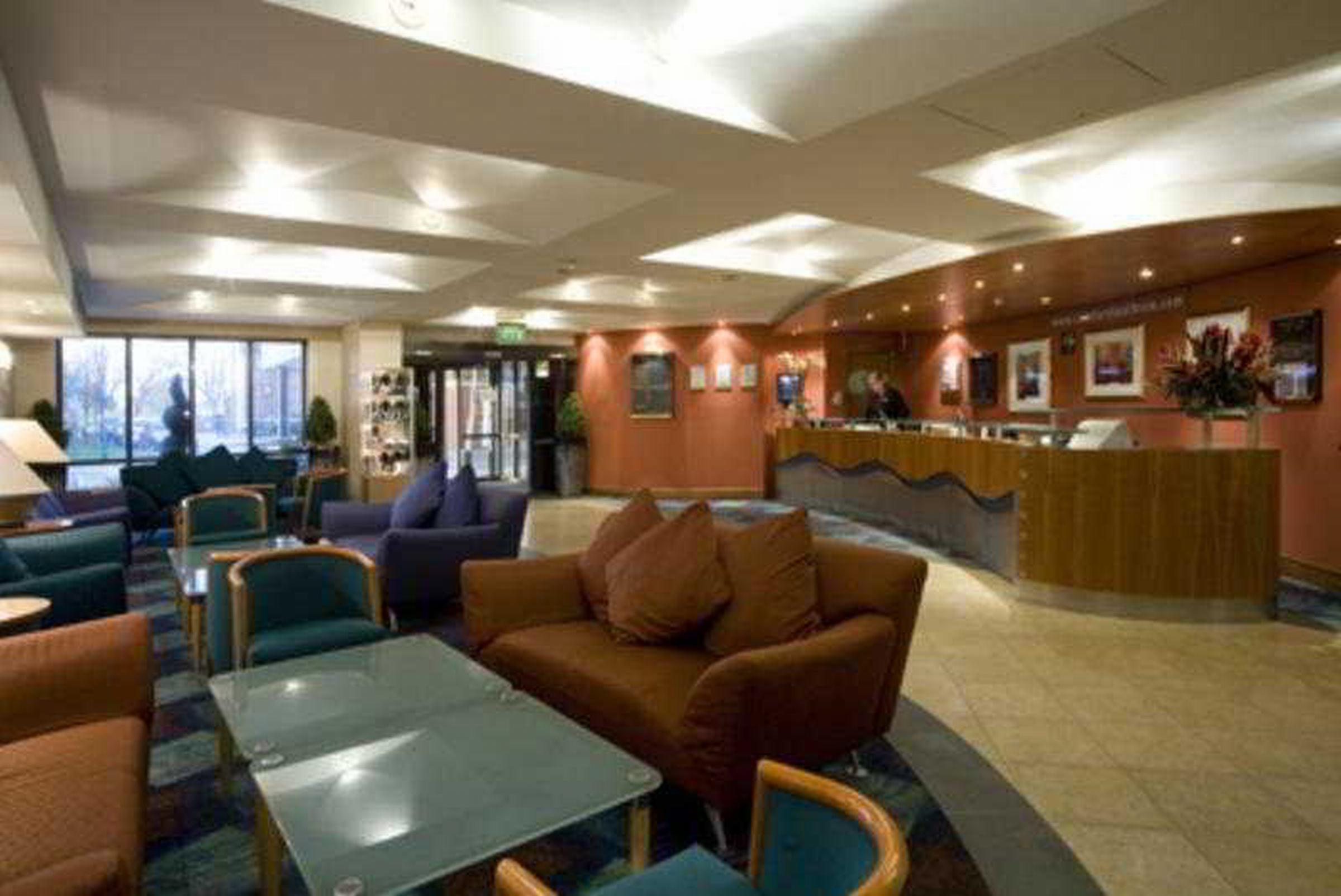 Mercure London Heathrow Airport Hillingdon Ngoại thất bức ảnh