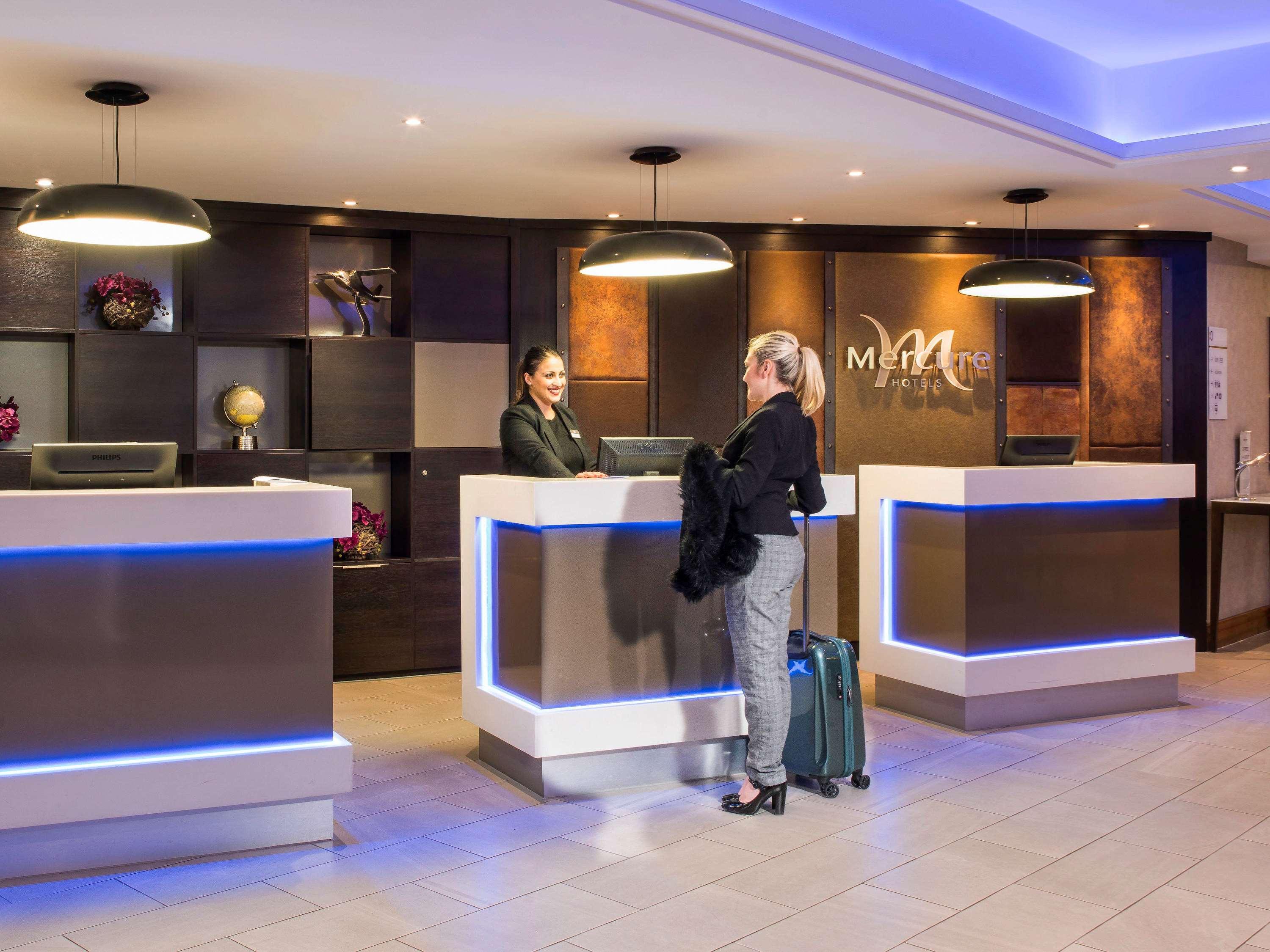 Mercure London Heathrow Airport Hillingdon Ngoại thất bức ảnh