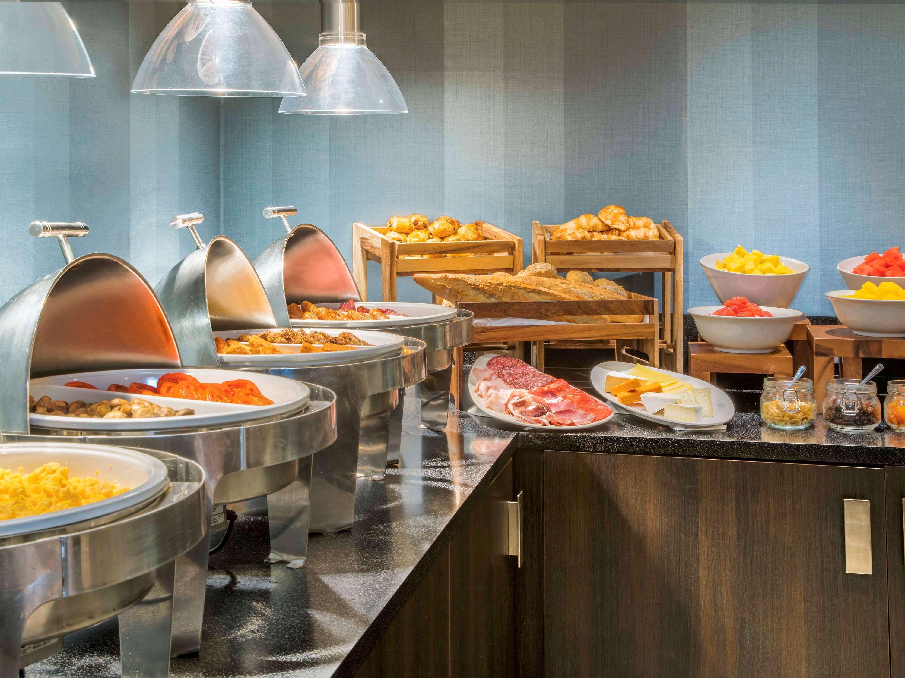 Mercure London Heathrow Airport Hillingdon Ngoại thất bức ảnh