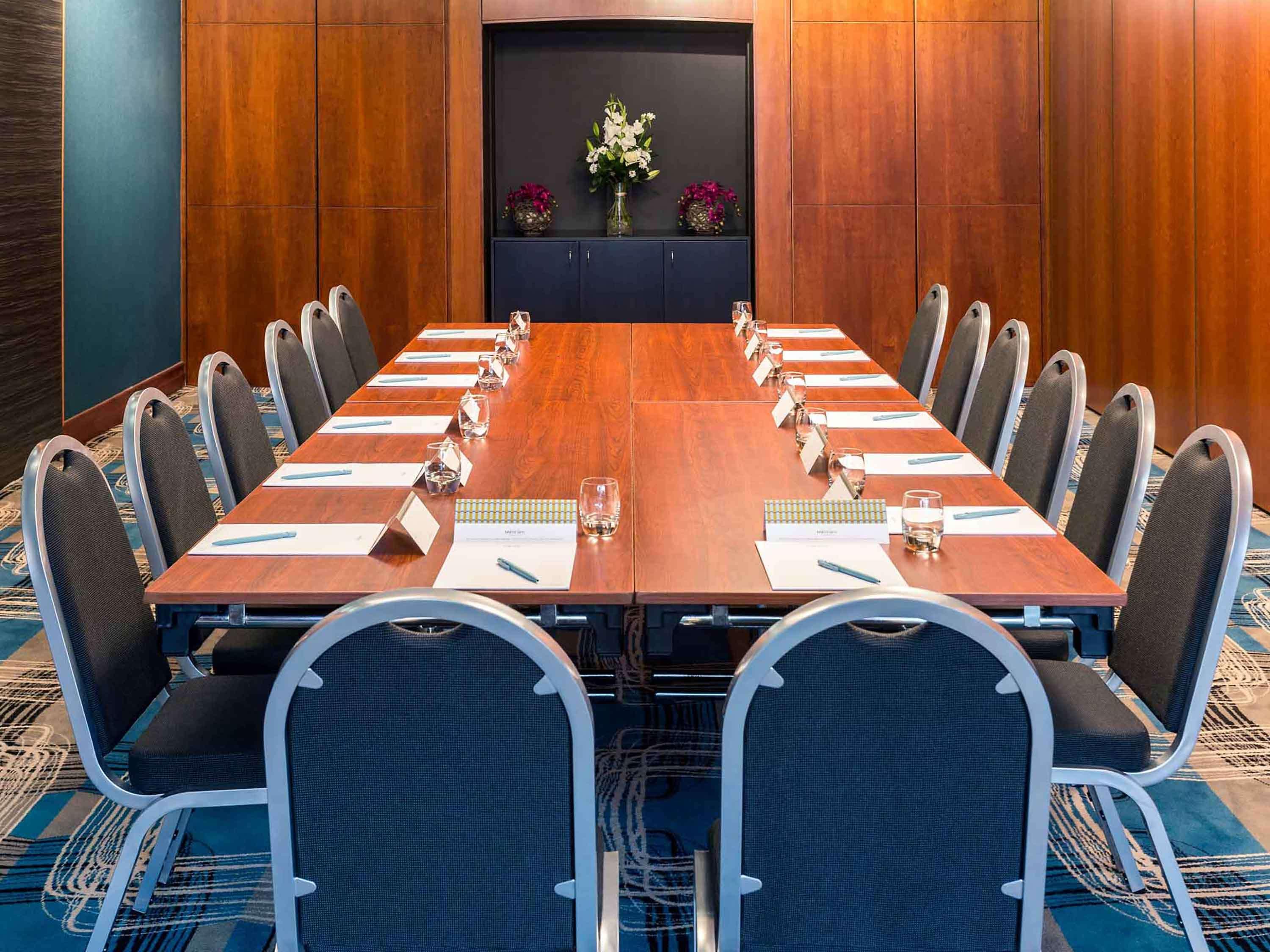 Mercure London Heathrow Airport Hillingdon Ngoại thất bức ảnh
