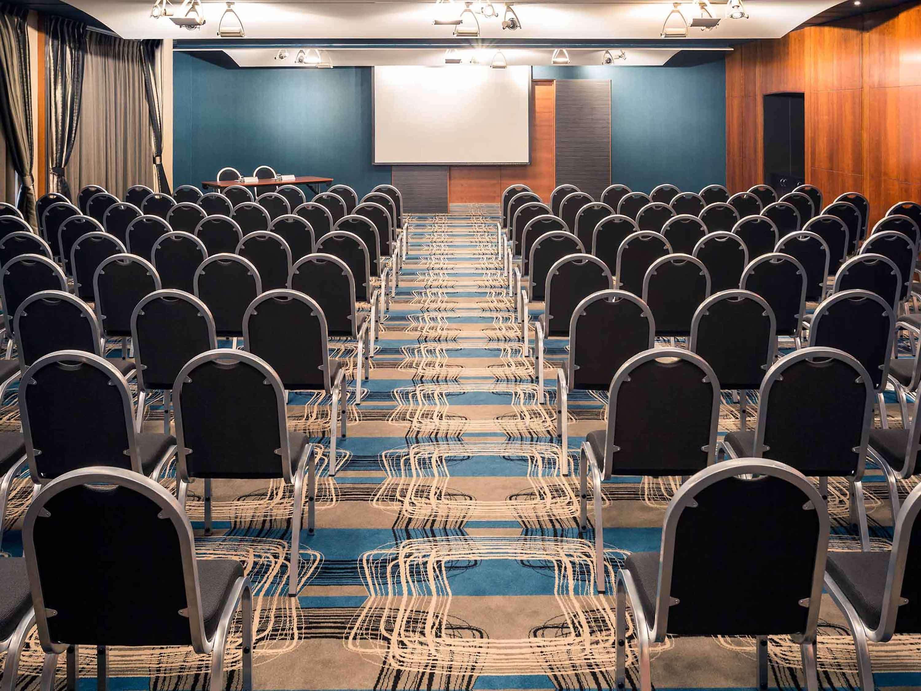 Mercure London Heathrow Airport Hillingdon Ngoại thất bức ảnh